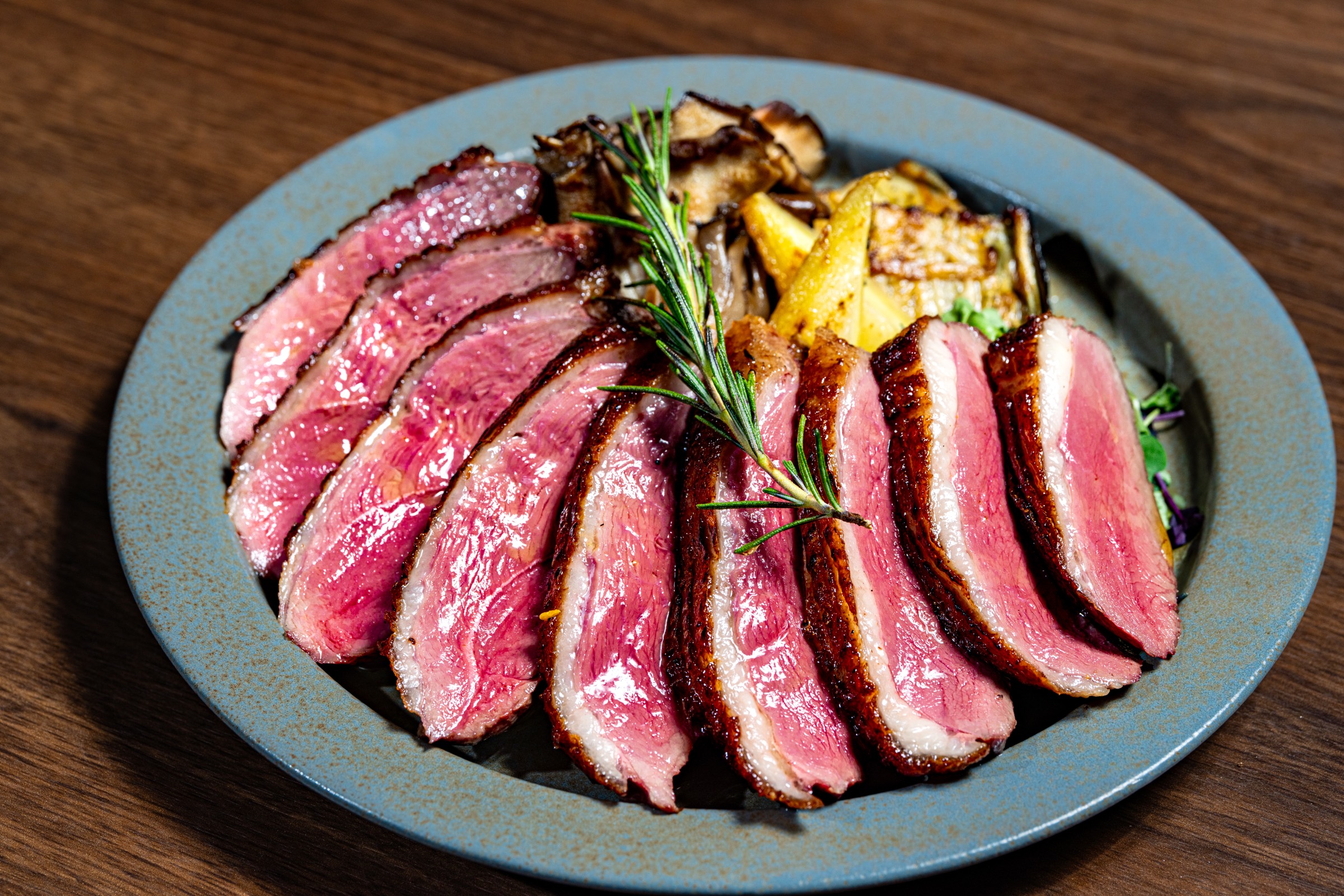 meat bistro HIGHTAIL